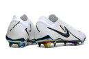 Chuteira Nike Phantom GX II Elite FG Campo