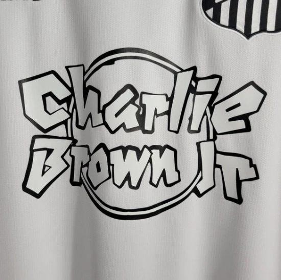 Camisa Santos Charlie Brown Jr 2022/23 -UMBRO Branca - Torcedor Masculina
