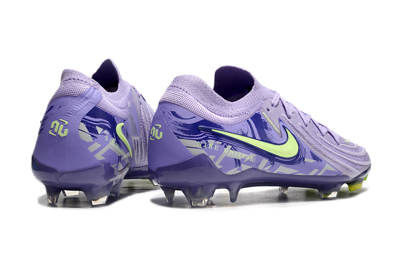 Chuteira Nike Phantom GX II Elite FG Campo