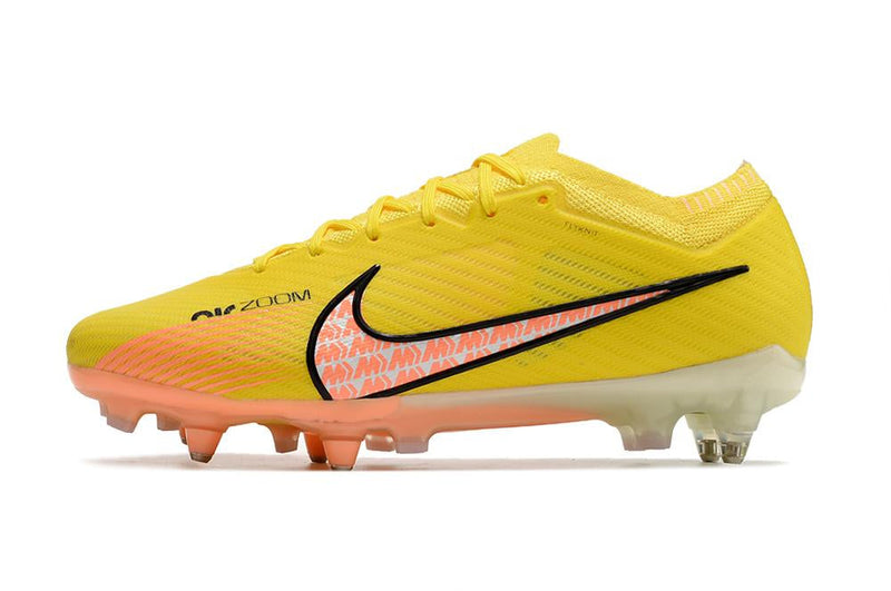Chuteira Nike Mercurial Vapor XV Elite SG Campo - Amarela